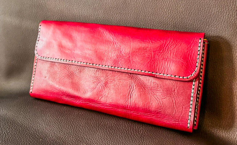 Clutch Wallet – Closed